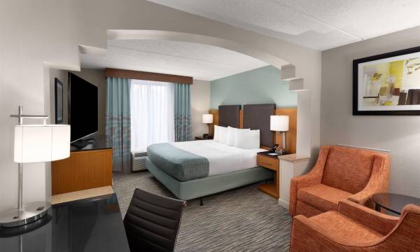 Wingate by Wyndham Greensboro/Coliseum