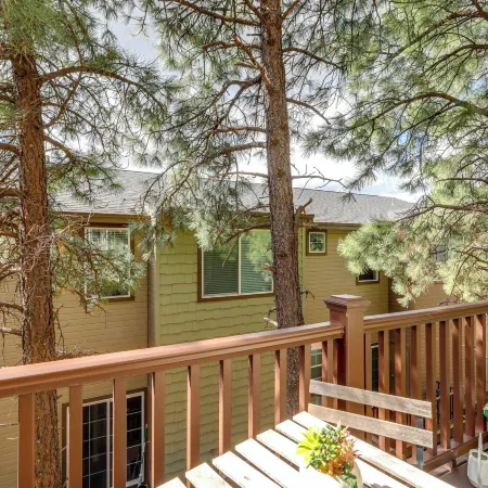 Spacious Retreat < 3 Mi to Downtown Flagstaff!