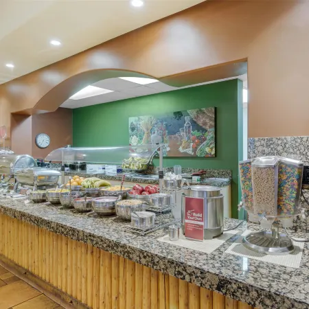 Best Western Plus Arroyo Roble Hotel Creekside Villas
