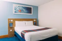 Travelodge Belfast Hotel dekat AlbertMemorialClockTower