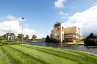 Wingate by Wyndham Dayton North Hotels in Butler Township