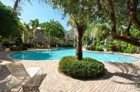 Coral Villa by AvantStay - piscina