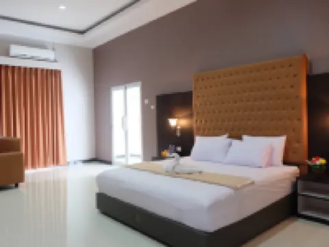 Balitong Resort Hotels in Bukitintan
