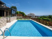 Perla - Pools