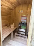 Historic Train House: Spa shower, gas fireplace, disc golf