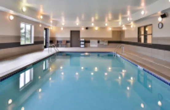 Holiday Inn Express & Suites EMPORIA NORTHWEST by IHG