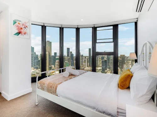 Pars Apartments - Melbourne Quarter- Unique View of City and Yarra