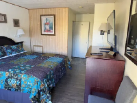 城裡人汽車旅館