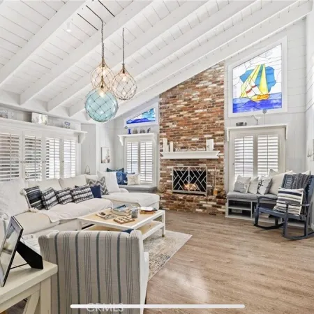 Rare Beach Find-Steps from Sand, 2 Car Gar, 3/2+Loft, Ocean Views, Hot Tub, AC