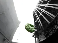 GRAB HOTEL GRESIK Hotel dekat Stockist NASA Gresik