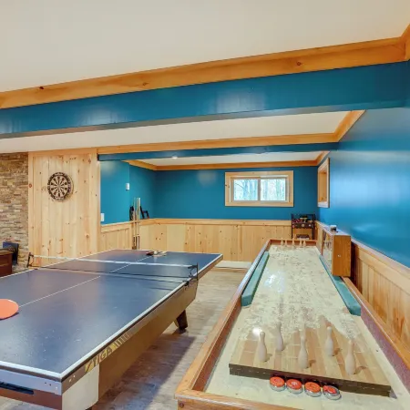 Hunter Mountain Home w/ Game Room: 1 Mi to Skiing!