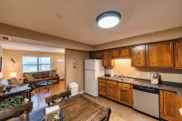 Osage Beach Getaway Lake Views Pet Friendly!