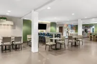 Quality Inn & Suites Các khách sạn ở Pegram