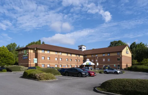 智選假日酒店-湯頓東