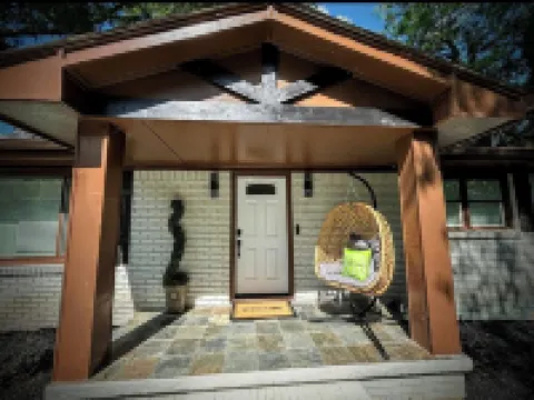 Spacious & Comfortable 3Br Home Near ATL Airport, Family-Friendly, Fast Wi-Fi