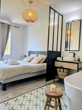 Villa spa rochelaise: Relaxation with Jacuzzi and Brasero