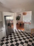 Cozy  3-bedroom house with WiFi in Cleveland Heights