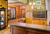 The Pines Inn