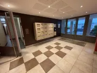 Superb apartment in downtown residence Hotels in Etampes