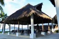 Luxury Oceanfront Condo in Manzanillo