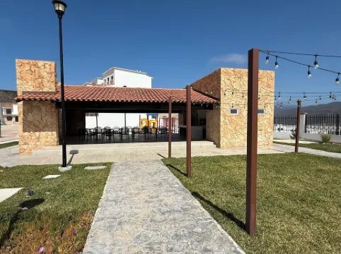 New Charming 3-bedroom house with Roof Top, WiFi in beautiful Valle de Guadalupe