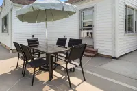 Spacious 4-bedroom house 3-bathroom with AC and WiFi in charming Mount Vernon Hotels in Mt Vernon