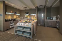 Hampton Inn by Hilton Yopal - breakfast