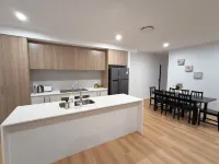 Brand new 4 Bedroom retreat close to nature reserve Hotels in Belconnen