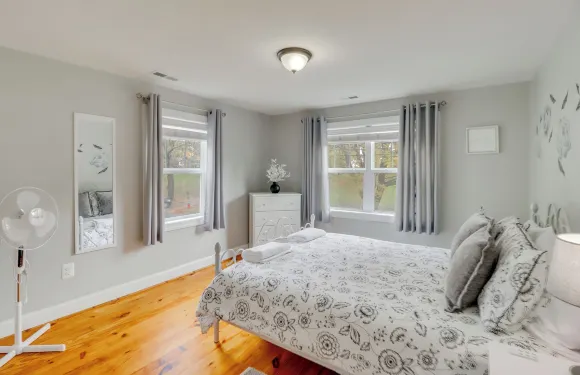 沃倫頓寶石：步行至市中心！