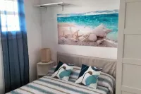 Mary House. Hotels in Marotta