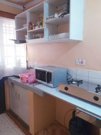 A spacious 3 bedroom  apartment