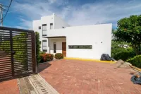 Hermosa, Moderna y Confortable Casa en Anapoima Hotels in Anapoima