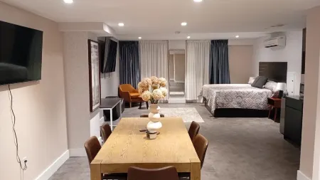 ROSE HOTEL BRONX Отели рядом с достопримечательностью «Зоопарк Бронкса»