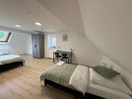 Super nice and extremely large apartment approx. 145 m² in a country house in Priorei Отели рядом с достопримечательностью «Хаспер Тальшперре»