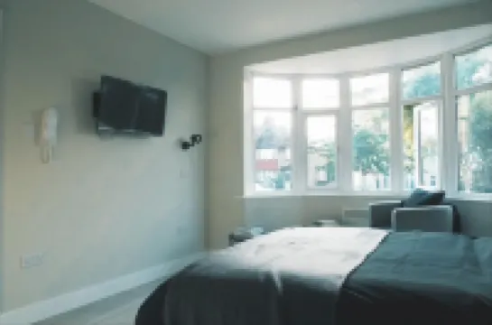 1 Bed Studio
