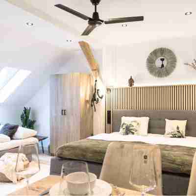 BaliApartment, kitchen, parking lot, 24h digital check-in, Wlan 150MBit Rooms