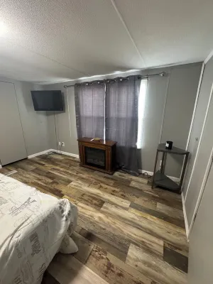 3-bedroom house in peaceful Henderson with WiFi, AC near Kerr Lake