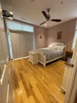 2-bedroom condo with WiFi, indoor pool, hot tub in delightful Michigan City