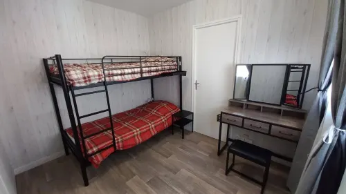 Cosy apartment in the heart of a lively village classified as a "petite cité de caractère