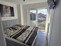 Modern vacation home Deichkieker with its own sauna Hotels in Tossens