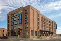 Holiday Inn Express Pensacola Downtown Hôtels à proximité de : University of West Florida Innovation Institute