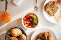Hotel la Majun - breakfast
