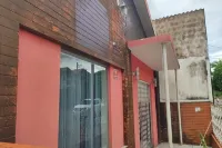 Your own home with 90m2, cozy and close to everything in Corumbá Các khách sạn ở Corumba