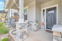 Bend Luxury • Hot Tub • Game Room • Near Downtown