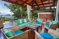 Lux Jungle Villa w/5 suites, Private Pool, Pacific Ocean Views, Game room - 4-Star