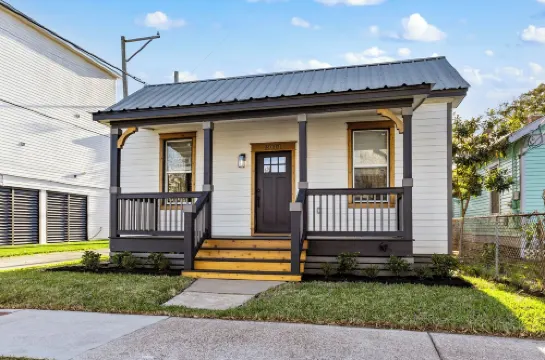 Coastal Retreat w/ Heated Pool & Spa Pleasure Pier