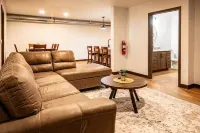 Luxury Suites #6 Hotels in Calumet County