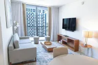 A1404A Unique Apartment DT Doral