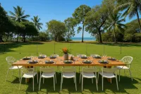 Da White Beachfront House Entertainer near Palm Cove Cairns