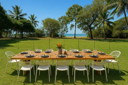 Da White Beachfront House Entertainer near Palm Cove Cairns